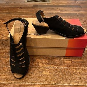Comfortiva Black Nubuck Sandal Soze 7